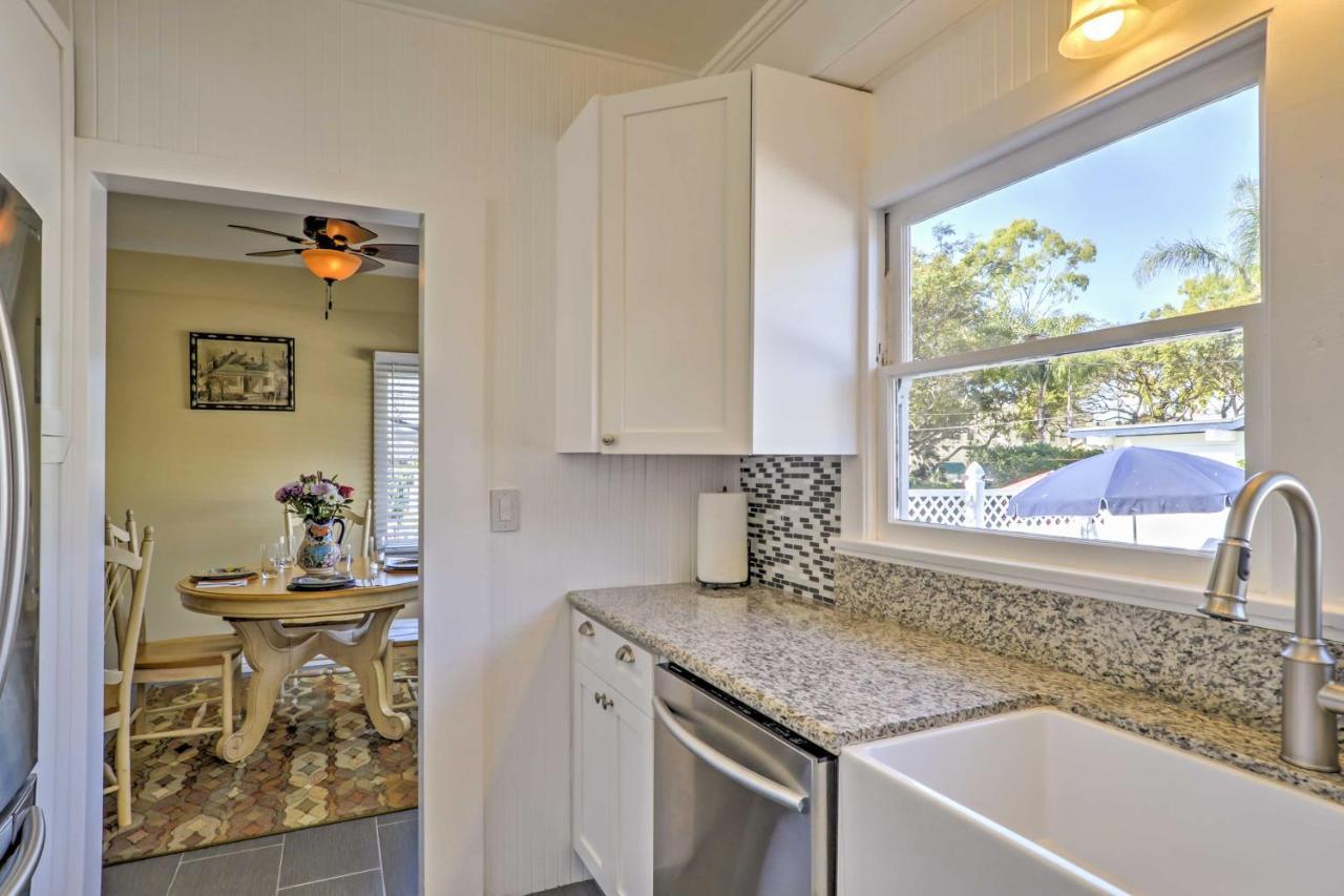 Carpinteria Apt With Hot Tub - 10 Min Walk To Beach! Exterior photo
